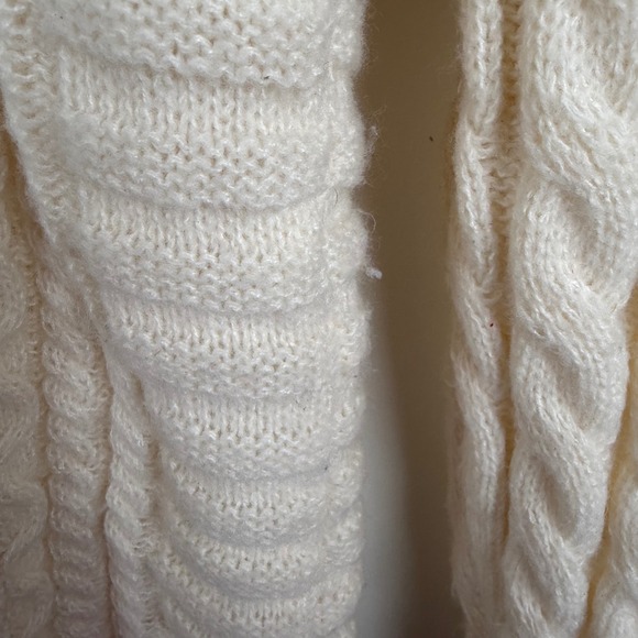 Aelfric Eden Cream Cable Knit Sweater Medium Fisherman Minimalist Cozy Neutral - Picture 5 of 12